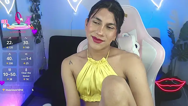 Snapshot of Tefy_bratz chatting on March 2025 03:56:01 PM Tefy bratz online show from March 2025 03:56:01 PM