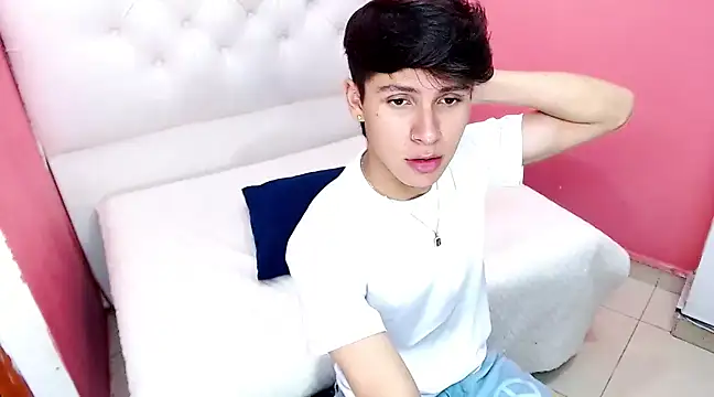 Snapshot of will_star_x chatting on January 2025 04:16:01 PM will star x online show from January 2025 04:16:01 PM