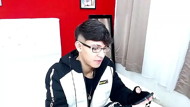 Snapshot of will_star_x chatting on February 2025 03:50:01 AM will star x online show from February 2025 03:50:01 AM