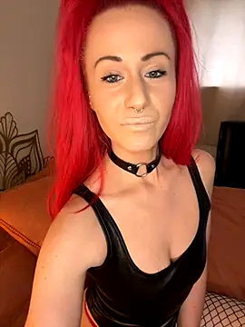 Snapshot of SweetSolez chatting on October 2025 10:36:01 AM SweetSolez online show from October 2025 10:36:01 AM