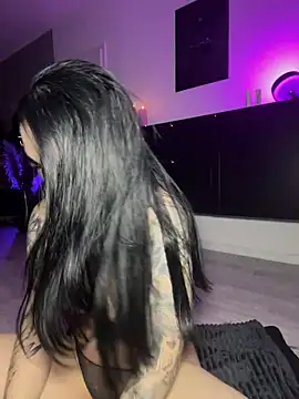 PalinaPr online show from November 2025 04:20:02 PM