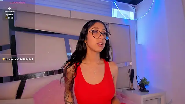 Mis  lola online show from November 2025 08:21:02 PM