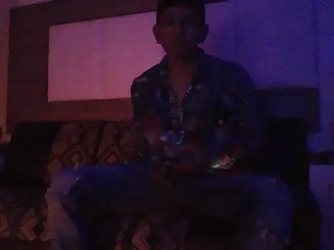 Snapshot of oiram27 chatting on November 2025 01:42:01 AM oiram27 online show from November 2025 01:42:01 AM