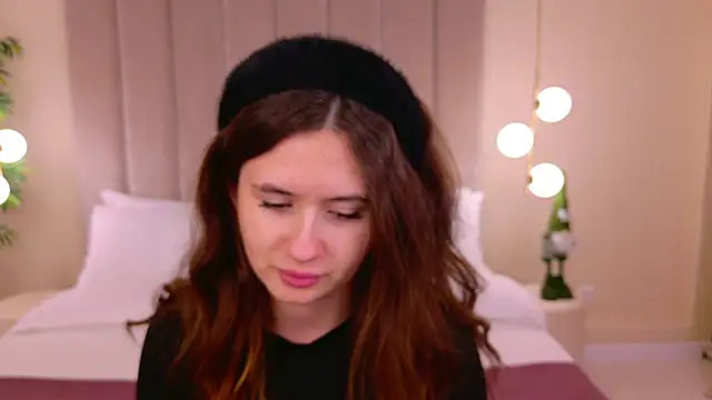 milaleoneli online show from January 2025 05:02:01 PM