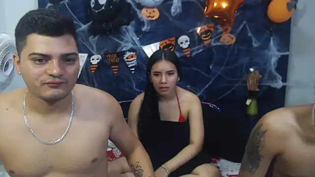 Snapshot of Group_Lustt chatting on October 2025 02:25:02 AM Group Lustt online show from October 2025 02:25:02 AM