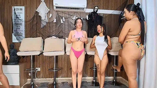 Snapshot of Baby3hot chatting on October 2025 11:12:02 PM Baby3hot online show from October 2025 11:12:02 PM