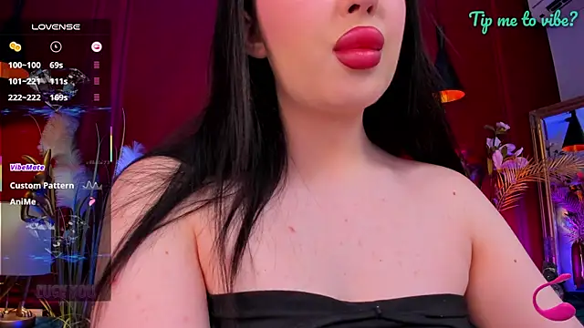 Snapshot of Mayzzie chatting on July 2026 07:16:02 PM Mayzzie online show from July 2026 07:16:02 PM