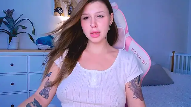 Snapshot of janny_u chatting on September 2025 12:49:01 PM janny u online show from September 2025 12:49:01 PM