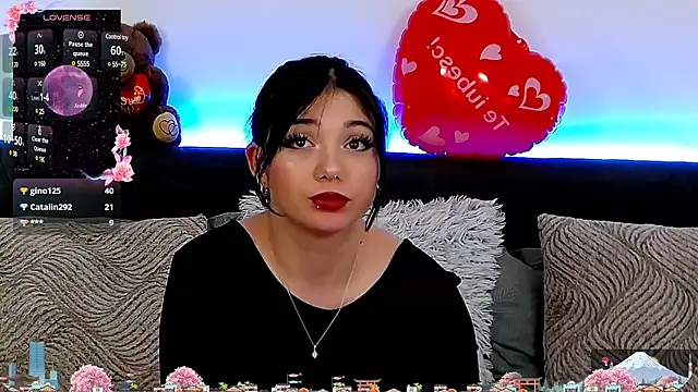 AveryWillow online show from February 2025 06:04:02 PM