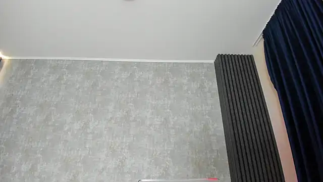 Snapshot of Milla_Heart chatting on February 2025 12:49:01 AM Milla Heart online show from February 2025 12:49:01 AM