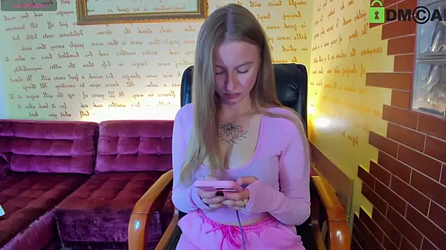 alexa glory online show from October 2025 03:14:02 PM