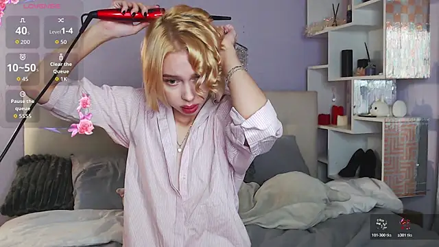 White Lioness online show from October 2025 02:16:01 PM