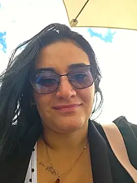 Snapshot of Hanna_Kinsley chatting on June 2026 04:23:01 PM Hanna Kinsley online show from June 2026 04:23:01 PM