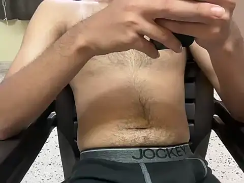 Snapshot of rahul_4u chatting on November 2025 08:44:01 PM rahul 4u online show from November 2025 08:44:01 PM