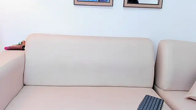 naomiii   online show from March 2025 04:13:01 AM