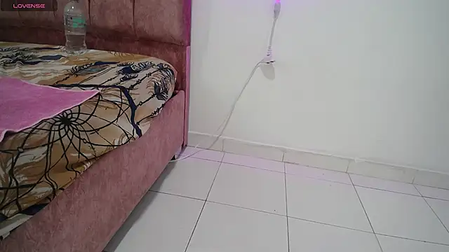 AMBER LOVE22 online show from December 2024 07:03:02 PM