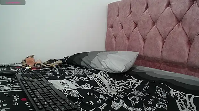 AMBER LOVE22 online show from January 2025 10:12:01 PM