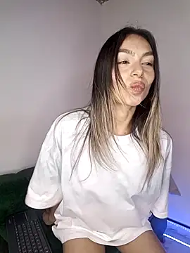 Karolgood3 online show from September 2025 04:35:01 AM