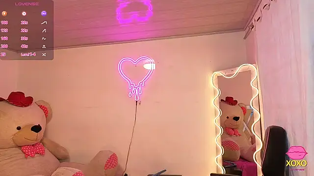 Jazmin tay online show from October 2025 11:40:01 AM