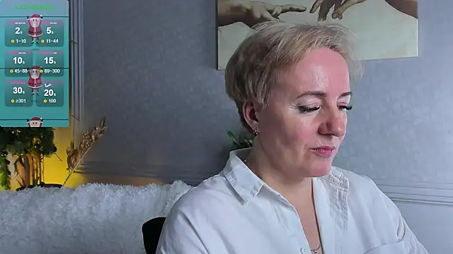 Snapshot of Nika_Smit chatting on December 2024 12:06:01 PM Nika Smit online show from December 2024 12:06:01 PM