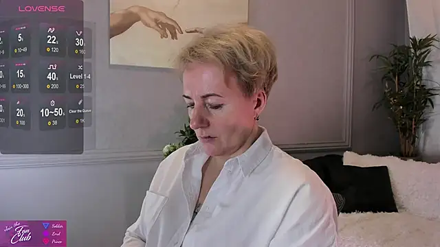 Snapshot of Nika_Smit chatting on January 2025 09:02:02 AM Nika Smit online show from January 2025 09:02:02 AM
