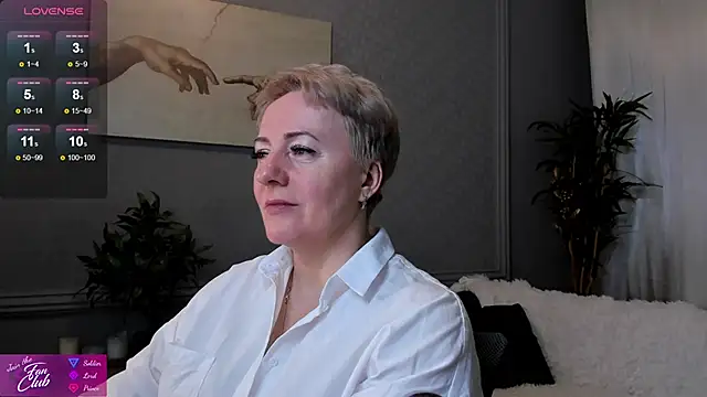 Snapshot of Nika_Smit chatting on March 2025 05:31:02 AM Nika Smit online show from March 2025 05:31:02 AM