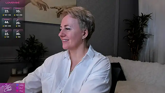 Snapshot of Nika_Smit chatting on March 2025 08:34:01 AM Nika Smit online show from March 2025 08:34:01 AM