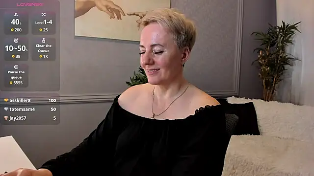 Snapshot of Nika_Smit chatting on March 2025 02:23:01 PM Nika Smit online show from March 2025 02:23:01 PM