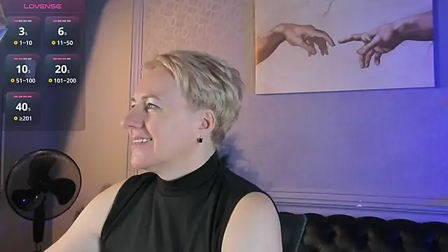 Snapshot of Nika_Smit chatting on November 2025 09:34:02 AM Nika Smit online show from November 2025 09:34:02 AM