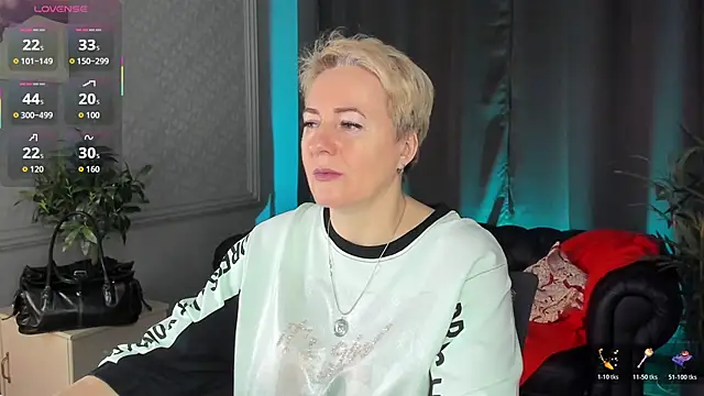 Snapshot of Nika_Smit chatting on January 2026 05:22:02 AM Nika Smit online show from January 2026 05:22:02 AM