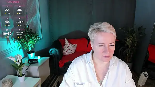 Snapshot of Nika_Smit chatting on February 2026 05:33:02 AM Nika Smit online show from February 2026 05:33:02 AM