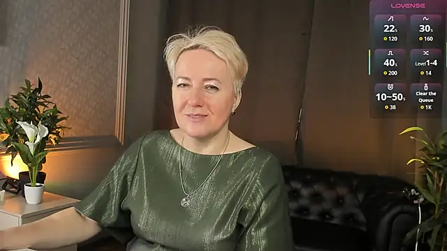 Nika Smit online show from February 2026 05:48:02 AM