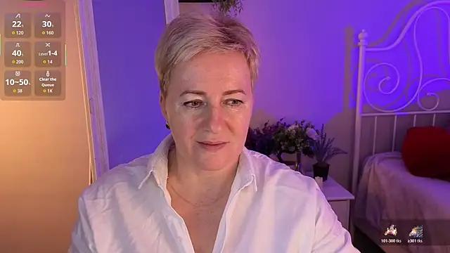 Nika Smit online show from May 2026 10:31:01 AM