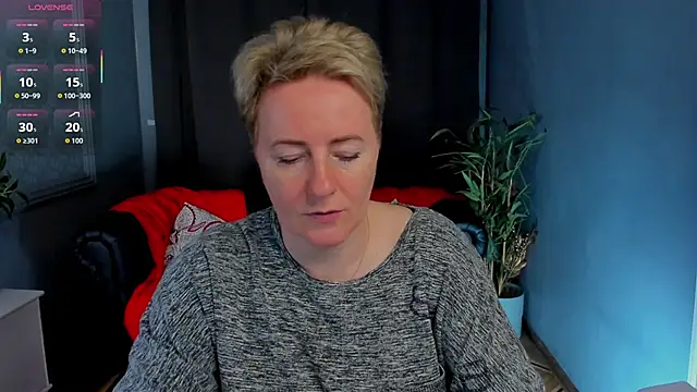 Nika Smit online show from May 2026 08:53:02 AM