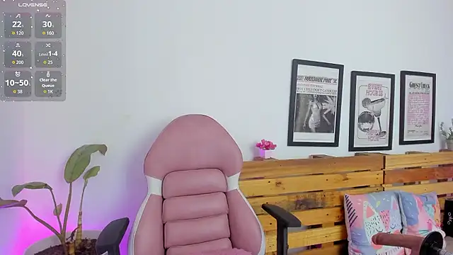 Snapshot of Alisson_Boobs_ chatting on February 2026 10:32:02 PM Alisson Boobs online show from February 2026 10:32:02 PM