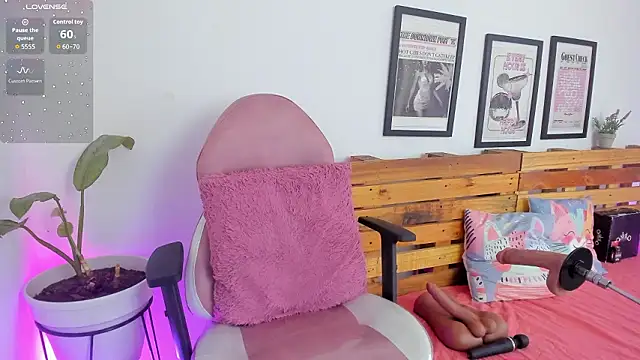 Snapshot of Alisson_Boobs_ chatting on March 2026 09:09:02 PM Alisson Boobs online show from March 2026 09:09:02 PM