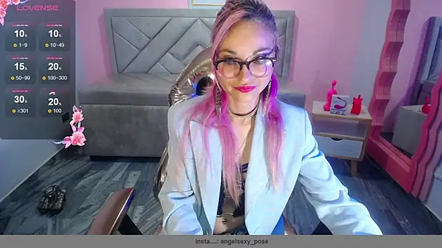 abril ch  online show from November 2025 10:48:02 AM