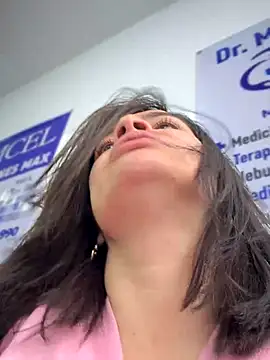 Snapshot of NATHALIA-28_ chatting on November 2025 12:17:01 PM NATHALIA-28 online show from November 2025 12:17:01 PM