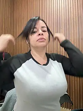 NATHALIA-28  online show from June 2026 12:27:02 PM