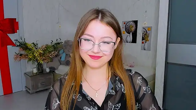 SereneFlame online show from February 2025 04:04:02 PM