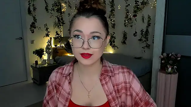 SereneFlame online show from April 2026 04:12:01 PM