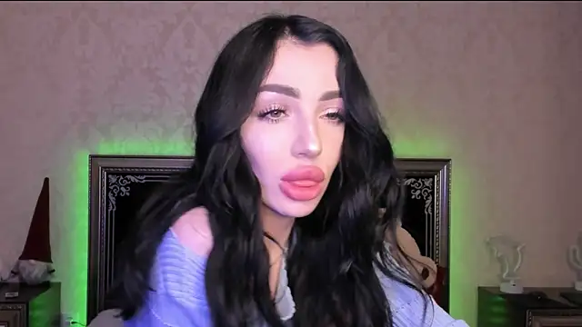 Snapshot of NancyLovee_ chatting on March 2025 09:46:02 PM NancyLovee online show from March 2025 09:46:02 PM