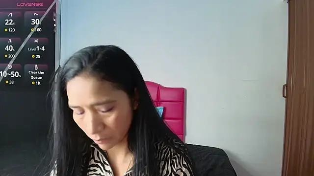 Snapshot of ScarleetJhonson_ chatting on February 2025 11:43:02 AM ScarleetJhonson online show from February 2025 11:43:02 AM