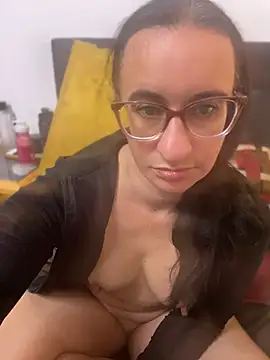 Snapshot of gloria7v05 chatting on June 2026 02:12:02 PM gloria7v05 online show from June 2026 02:12:02 PM