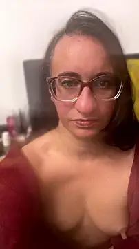 Snapshot of gloria7v05 chatting on July 2026 01:56:01 AM gloria7v05 online show from July 2026 01:56:01 AM
