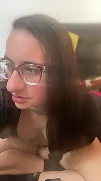 Snapshot of gloria7v05 chatting on July 2026 01:47:01 PM gloria7v05 online show from July 2026 01:47:01 PM