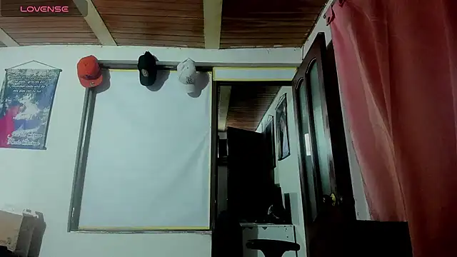 Nenita Hot  online show from October 2025 01:25:01 AM