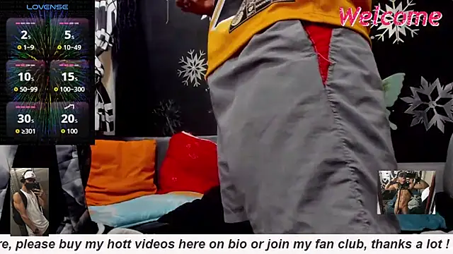 Snapshot of MikeRose94 chatting on April 2026 06:50:01 PM MikeRose94 online show from April 2026 06:50:01 PM