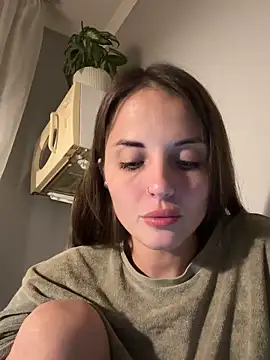 Snapshot of AmiLavs chatting on September 2025 08:22:02 PM AmiLavs online show from September 2025 08:22:02 PM