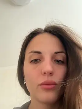 Snapshot of AmiLavs chatting on November 2025 06:24:02 AM AmiLavs online show from November 2025 06:24:02 AM